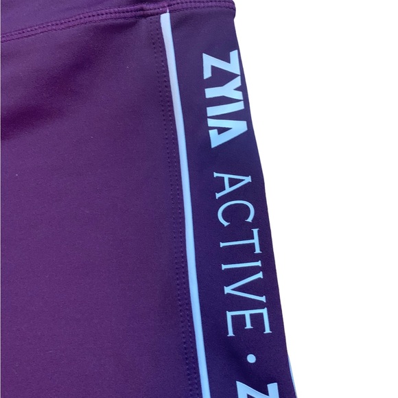 Zyia logo stripe plum light n tight high rise crop - Picture 3 of 7
